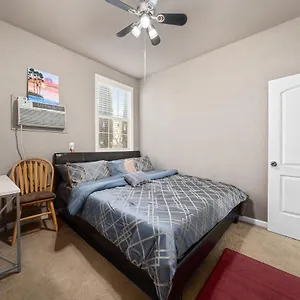 cozy-1-bdr-1br-near-downtown.bestsacramentohotels.com/